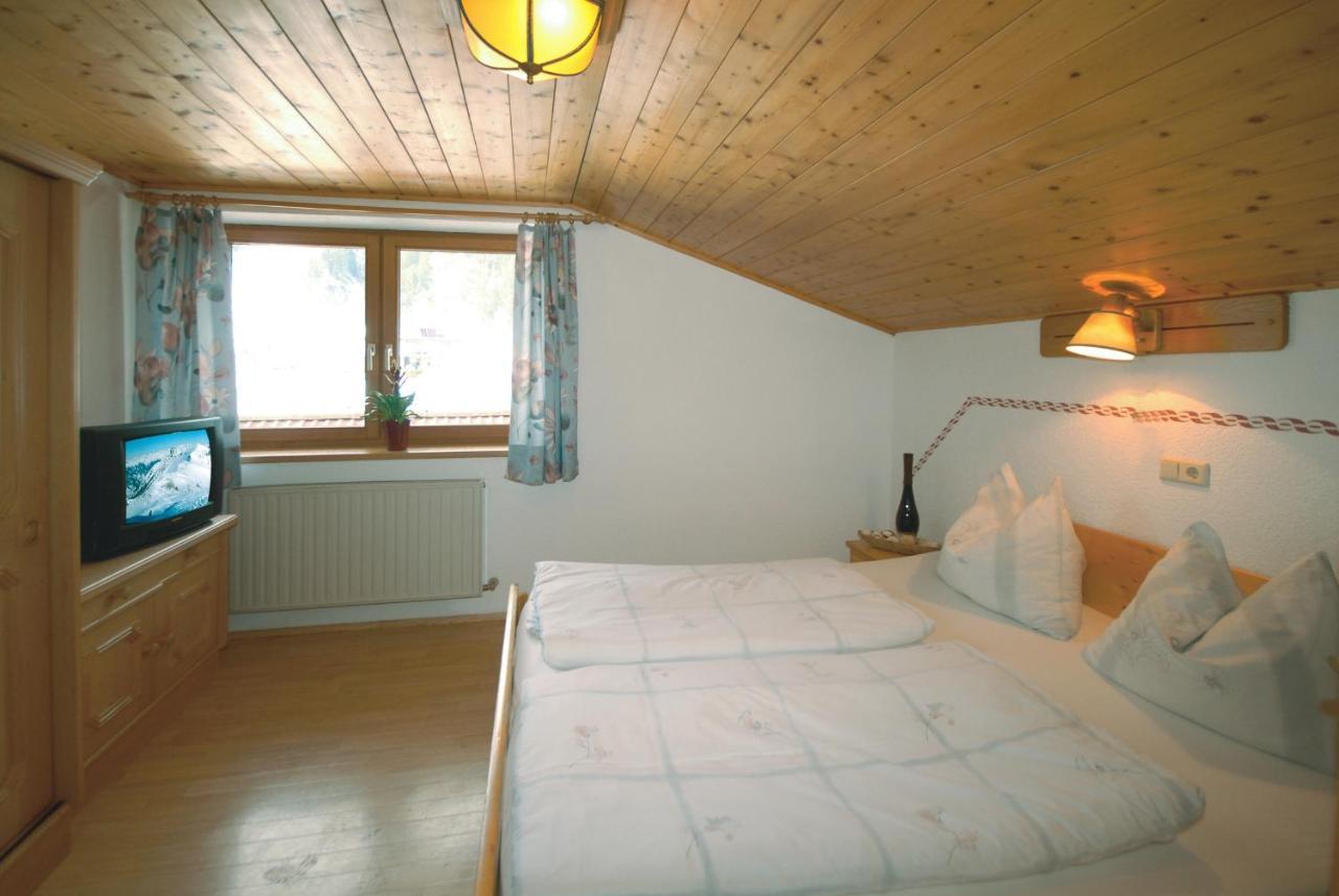 Frühstücks-&Apartmenthaus Maislau Rauris Zimmer foto