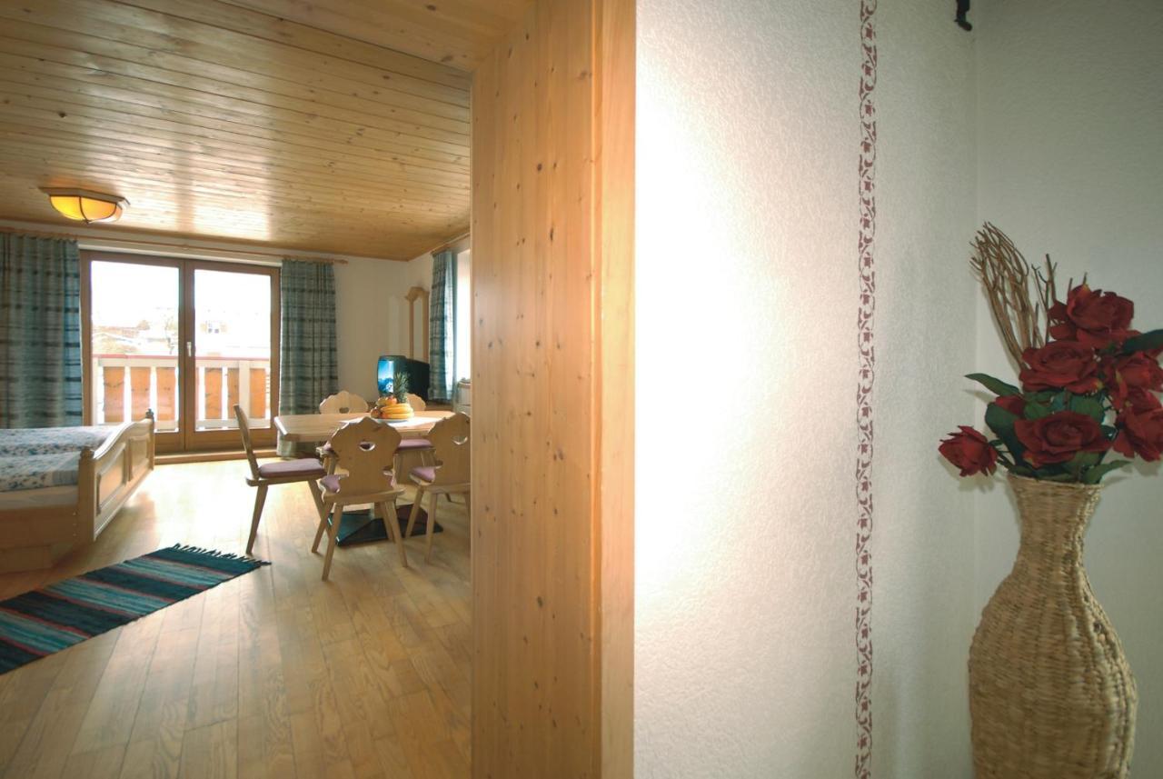 Frühstücks-&Apartmenthaus Maislau Rauris Zimmer foto
